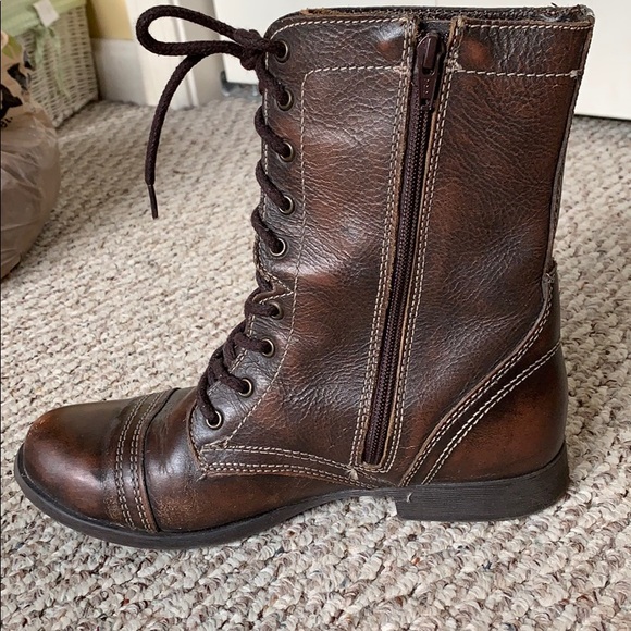 These Steve Madden boots are in good condition - Picture 3 of 7